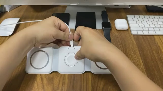 Carregador Magnético 3 em 1 Dobrável para iPhone/Apple Watch/ AirPods